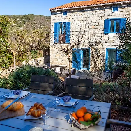 Holiday home Le Moulin De Figari *